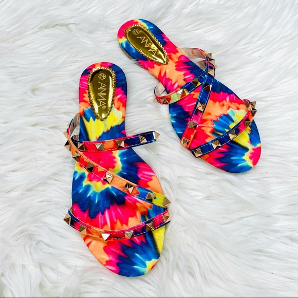 NWT Tie dye criss cross sandal - Picture 7 of 9